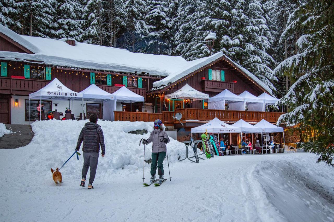 Crystal Mountain Hotels Екстериор снимка