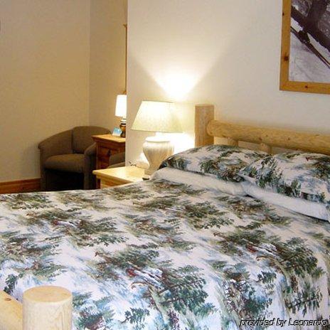 Crystal Mountain Hotels Стая снимка