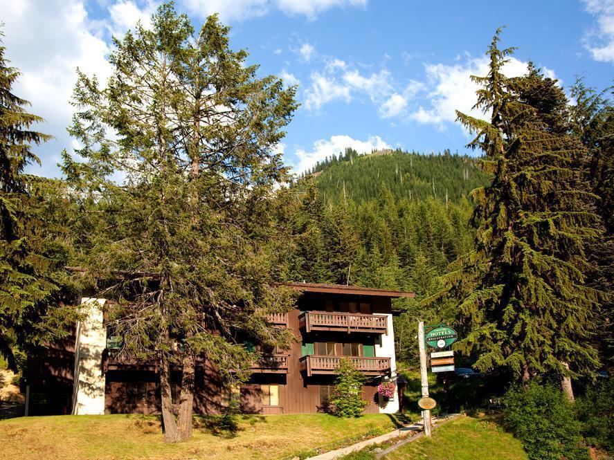 Crystal Mountain Hotels Екстериор снимка