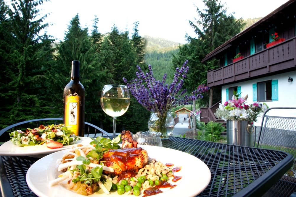 Crystal Mountain Hotels Ресторант снимка