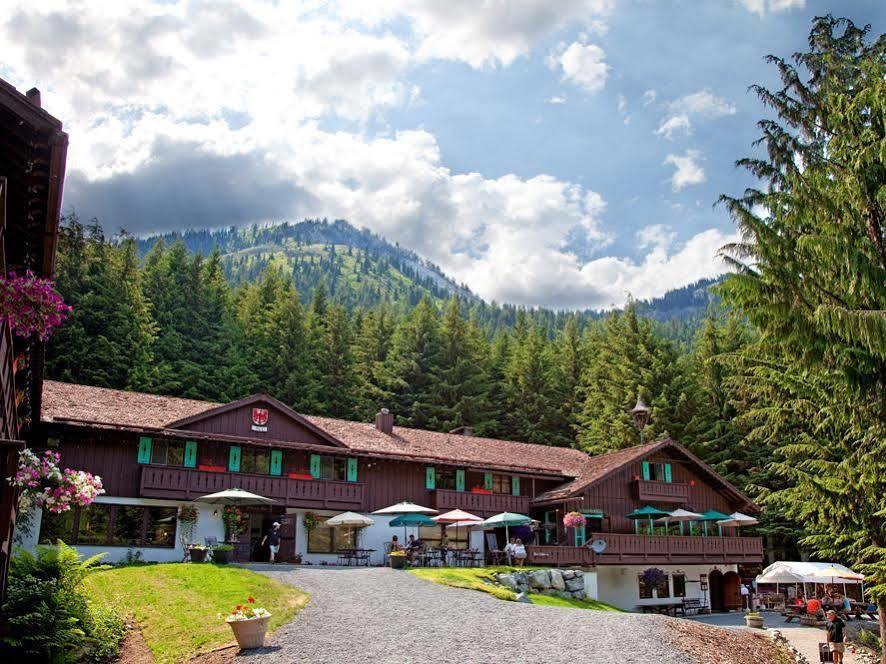 Crystal Mountain Hotels Екстериор снимка